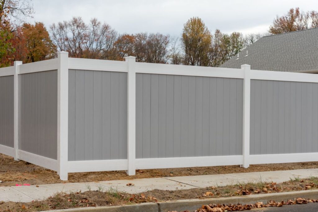 Commercial pvc Fencing